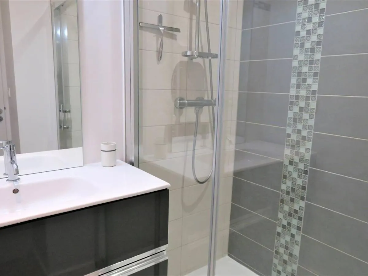 Bel Appartement Renove Avec Parking Au Centre-Ville De Perros-Guirec - Fr-1-368-247 Apartamento